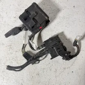 Lc3t-14a303bf Ford Trucks F350 Limited 2020 Upfitter Fuse Relay Battery / Circuit Junction Panel