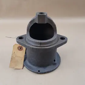 1867896 General Motors Nos 1938-1941 Chevy Car And Truck Starter Drive Pinion End Housing Delco