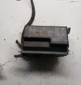 646-01631 General Motors - Foreign Fuse Box Engine Fits 00-02 Prizm 1337746
