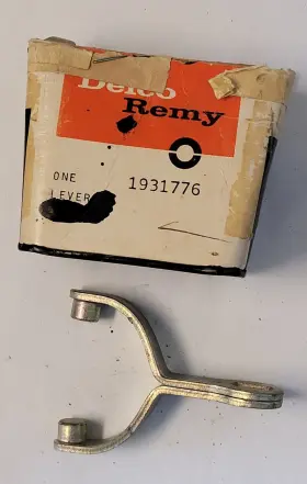 1931776 Gm Nos Chevrolet 12 Volt Starter Drive Shaft Lever Delco Remy