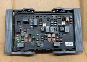 25941367 Gm Main Under Hood Fuse Box Engine Wiring Harness Junction Block