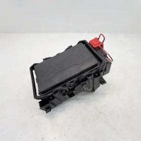 84137411 Gm 2021-2023 Buick Envision 2.0l Engine Compartment Fuse Relay Block Junction Oem