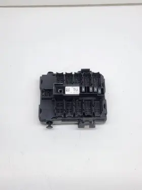 20813087 Gm Trucks 02 2010-2014 Chevy Tahoe Fuse Box Juction Left Side Oem