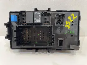 23200660 Gm Trucks Fits 15 - 20 Chevy Suburban 1500 Lh Driver Cabin Fuse Relay Junction Box Oem