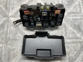 38250s9aa02 Honda 2002-2006 Crv Engine Compartment Fuse Relay Box Circuit Block Assembly Oem