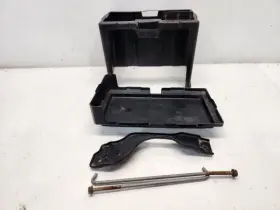 607.ho1m12 Honda 2012 Cr-v Ex / At 2.4l Battery Tray And Hold Down