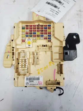 646-11630 Hyundai Fuse Box Engine Compartment Us Market Xenon Fits 16-17 Sonata 12632