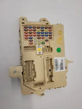 646.hy1r16 Hyundai 2016 16 Elantra Inside Fuse Box 919553x010