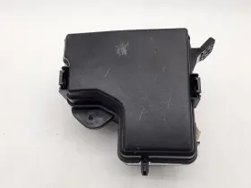 91236 Hyundai 2v059 2015-2017 Veloster Engine Fuse Box Compartment Fusebox Oem