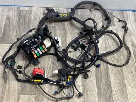 91270-k2080 Hyundai Fits 20 - 23 Venue 1.6 Cvt Complete Engine Fuse Box W Wire Harness Oem