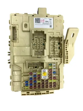 91951j9360 Hyundai 2023 Kona Oem 1.6l Awd Front Dash Cabin Fuse Relay Junction Box
