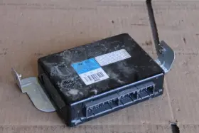 95400-2e223 Hyundai 2008 Tucson Traction Control Module