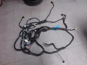 647.in1j18 Infiniti Qx60 2018 Fuse Box Engine 922644