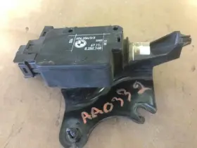591-57270 Jaguar 04 05 06 Xj8 4.2l Gas Door Switch Actuator Lock Module 406.204/3/3 Bmw