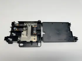 Cx23-14a067-cb Jaguar Cx23-14a067- H502237 2009-2015 Xf Battery Terminal Junction Fuse Box
