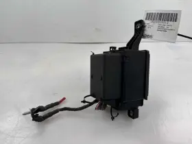 T4a14565 Jaguar 2017-2018 F-pace 3.0l Engine Bay Fuse Box Oem