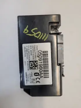 5091960aa Jeep 2013 13 Grand Cherokee Communication Telematics Module