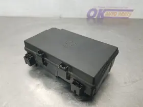 68242818ac Jeep 15 2015 Grand Cherokee Limited Diesel 3.0l Fuse Box Power Distribution