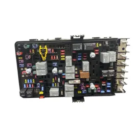 68481776aa Jeep 2021 Wrangler Jl Oem 3.6l 4x4 Engine Fuse Relay Junction Box 43k Miles
