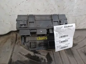 591-08880 Jeep/plymouth Truck Chassis Ecm Multifunction Includes Fuse Box Fits 16 Wrangler 2919988
