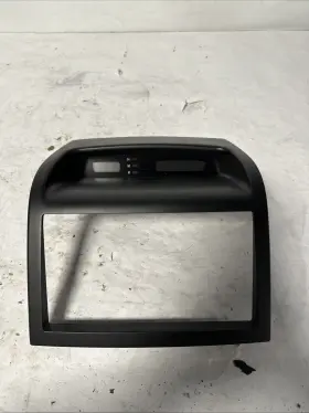 847404d050 Kia Carnival 2008 Display Screen Trim S3
