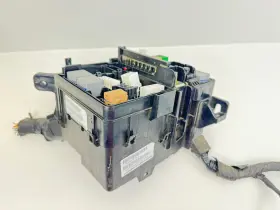 91201d5120ja Kia 2016-18 Optima Sx 2.0l Turbo At Engine Fuse Box Id Used Oem