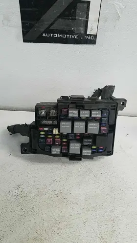 919502g711 Kia 06-10 Optima Magentis Engine Fuse Box 2.7l Vin 4 8th Digit