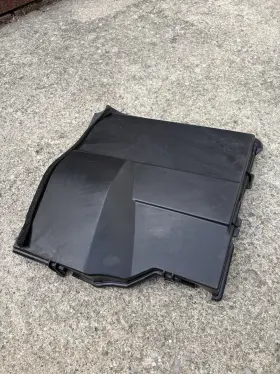 Lr066538 Land Rover Genuine Battery Box Cover Lr4 14-16 Lh