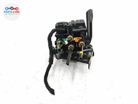 M8e25b710bb Land Rover 2023-25 Range Sport Rear Air Suspension Ride Valve Block Solenoid L461 460