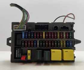 518678503 Land Rover Yqe000110 99-02 Oem Discovery Interior Dash Fuse Box Assembly
