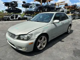591.le1k01 Lexus Is300 2001 Chassis Ecm 1186920