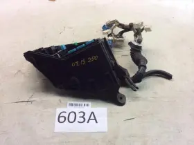 646.le1j07 Lexus 06-10 Is250 Engine Compartment Fuse Relay Junction Box 603a I