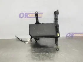 8266260400 Lexus 10 2010 Gx460 4.6l Engine Fuse Box
