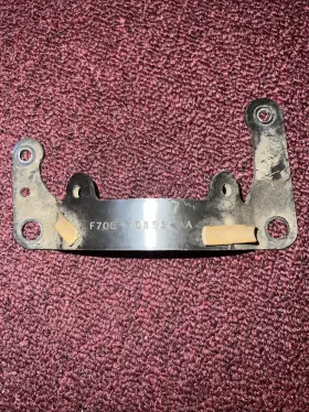 F7oe-10153-aa Lincoln 4.6 4v Alternator Bracket