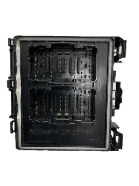 Lx6t-14d068-lab Lincoln 2020 Corsair Engine Fuse Box Junction Relay Module Oem