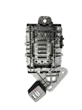Pz1t14d068xac Lincoln 2024-2025 Nautilus Oem Fuse Relay Junction Box Block Module Unit