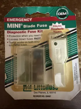 028447 Littelfuse Littlefuse Ato And Mini Emergency Fuse Kit With Puller Tester 5 10 15 20 25 30