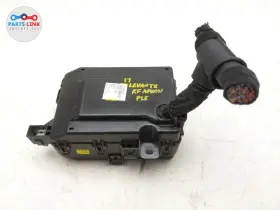670035174 Maserati 2017-20 Levante Front Right Engine Apron Fusebox Power Relay Unit M161