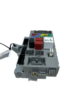 406626 Maserati Motors 2007-2016 Granturismo 4.7l Rwd Front Relay Fuse Box Module Oem