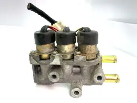 K5t4607 Mazda 295-b2 1986 626 Lx 2.0 Iac Valve