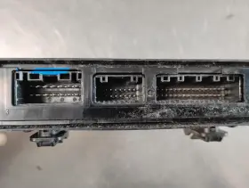 591.mz1a21 Mazda 2021 3 Rf Door Module 579165