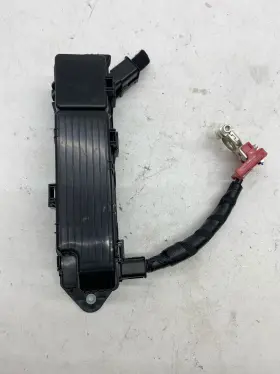 Vc6766759 Mazda 2025 Cx50 Positive Battery Terminal Cable With Fuse And Relay Block Box Cut