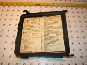 1405400282 Mercedes-benz 140 540 02 82 Early W140 S420/320 Front Fuse Designation 1 Cover And Sheet