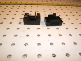24-296 Mercedes Benz W108 W109 W111 Under Hood Small 2 Fuse 1 Box With Cover 24296 Typ #6