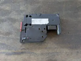 614.mb1r10 Mercedes-benz 2010-2017 W207 E350 Battery Front Prefuse Relay Electrical Box 36809
