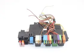 646-10193r Mercedes-benz 2007 Sl550 R230 Roadster #360 Front Right Signal Activation Fuse Box