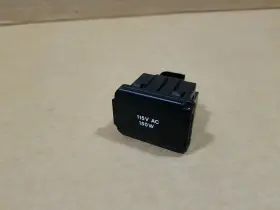 A0008200603 Mercedes-benz 2017-2018 E-class Oem 115v Power Inverter