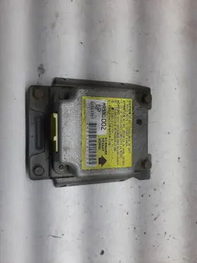 591-61095 Mitsubishi Chassis Ecm Air Bag Under Console Fits 00 Montero Sport 542116