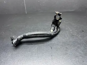 Mu800889 Mitsubishi 2003 Galant Positive Battery Terminal Oem