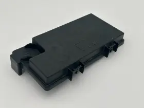 R62337-001 Mopar 2008-2010 Chrysler Town And Country Under Hood Fuse Relay Box Cover Lid Oem